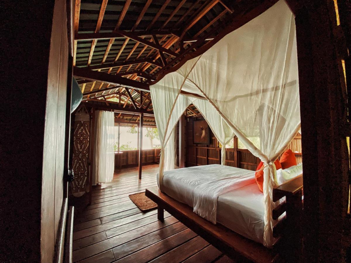 Raja Ampat Eco Lodge Tapokreng Exterior photo
