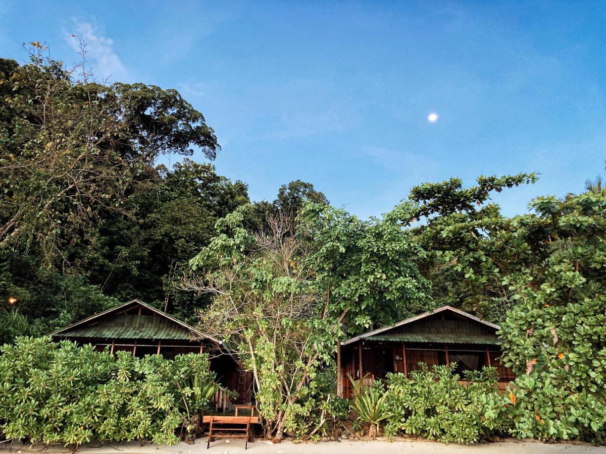 Raja Ampat Eco Lodge Tapokreng Exterior photo