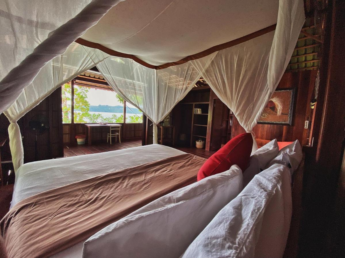 Raja Ampat Eco Lodge Tapokreng Exterior photo