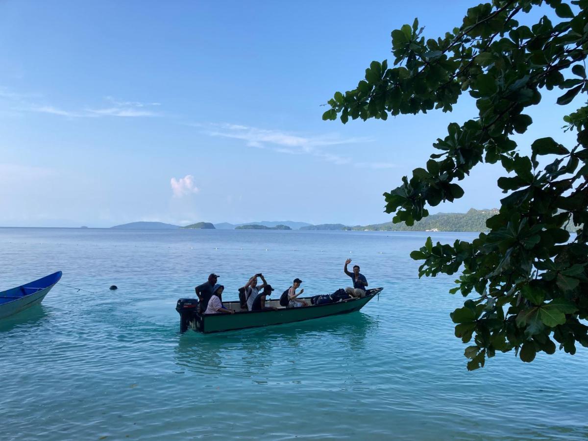 Raja Ampat Eco Lodge Tapokreng Exterior photo