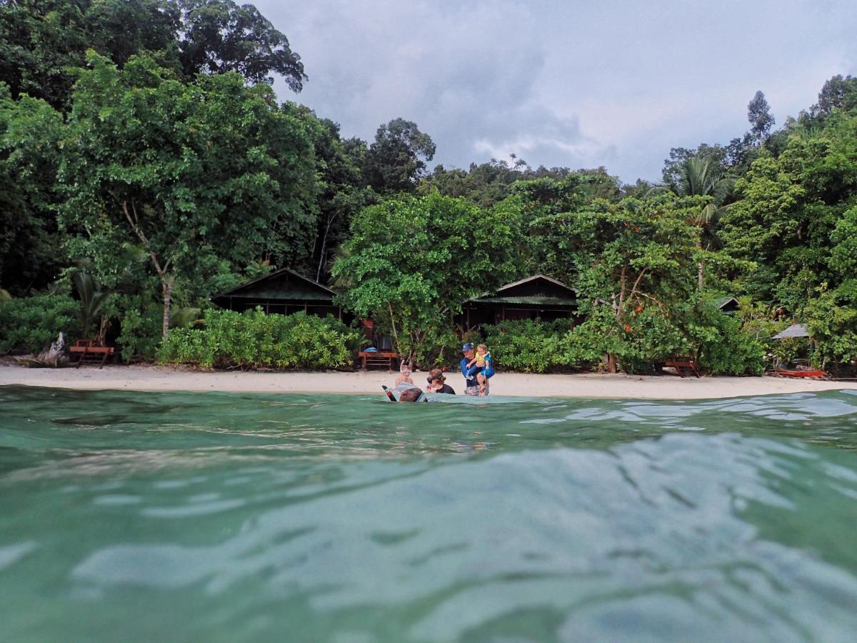 Raja Ampat Eco Lodge Tapokreng Exterior photo
